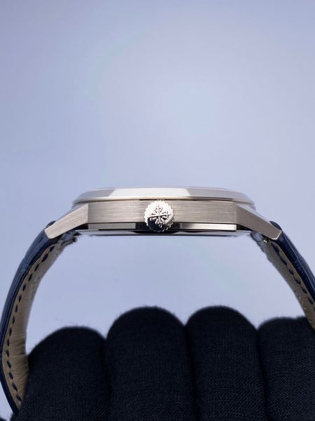 Patek Philippe Complications 5235G-001